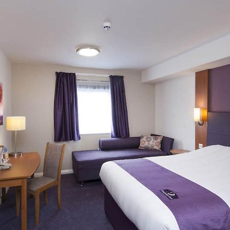 Premier Inn South Mimms/Potters Bar Номер фото