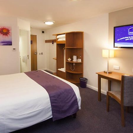 Premier Inn South Mimms/Potters Bar Экстерьер фото