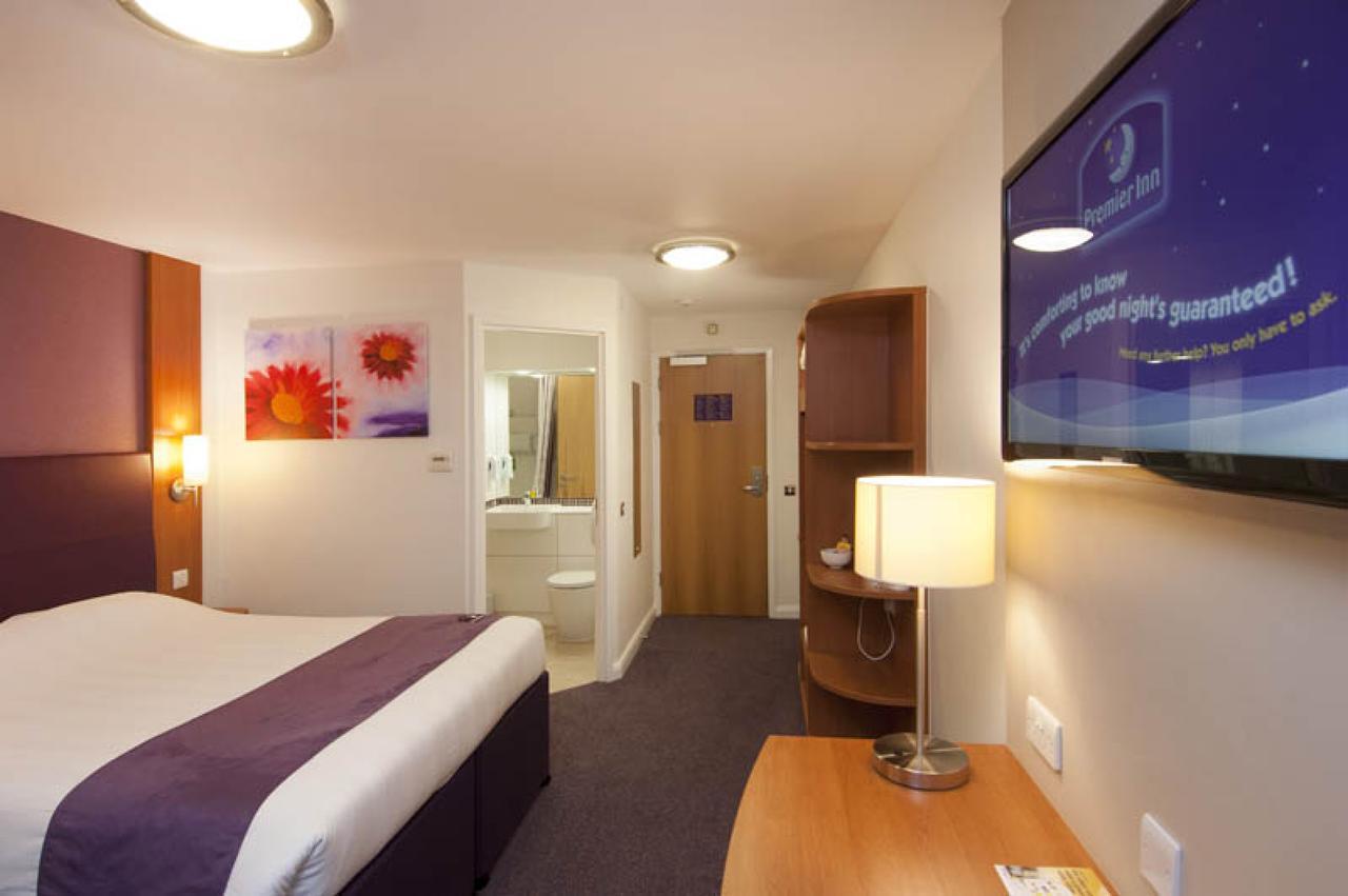 Premier Inn South Mimms/Potters Bar Экстерьер фото