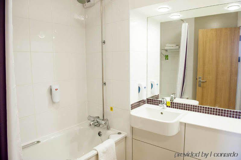 Premier Inn South Mimms/Potters Bar Экстерьер фото